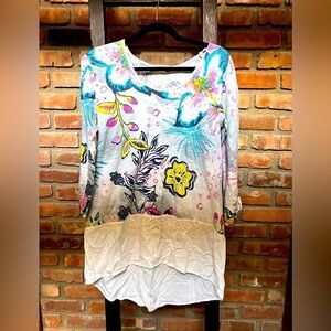 Fresh Produce Tropical cabana windfall top tabbed sleeve women’s Sz medium